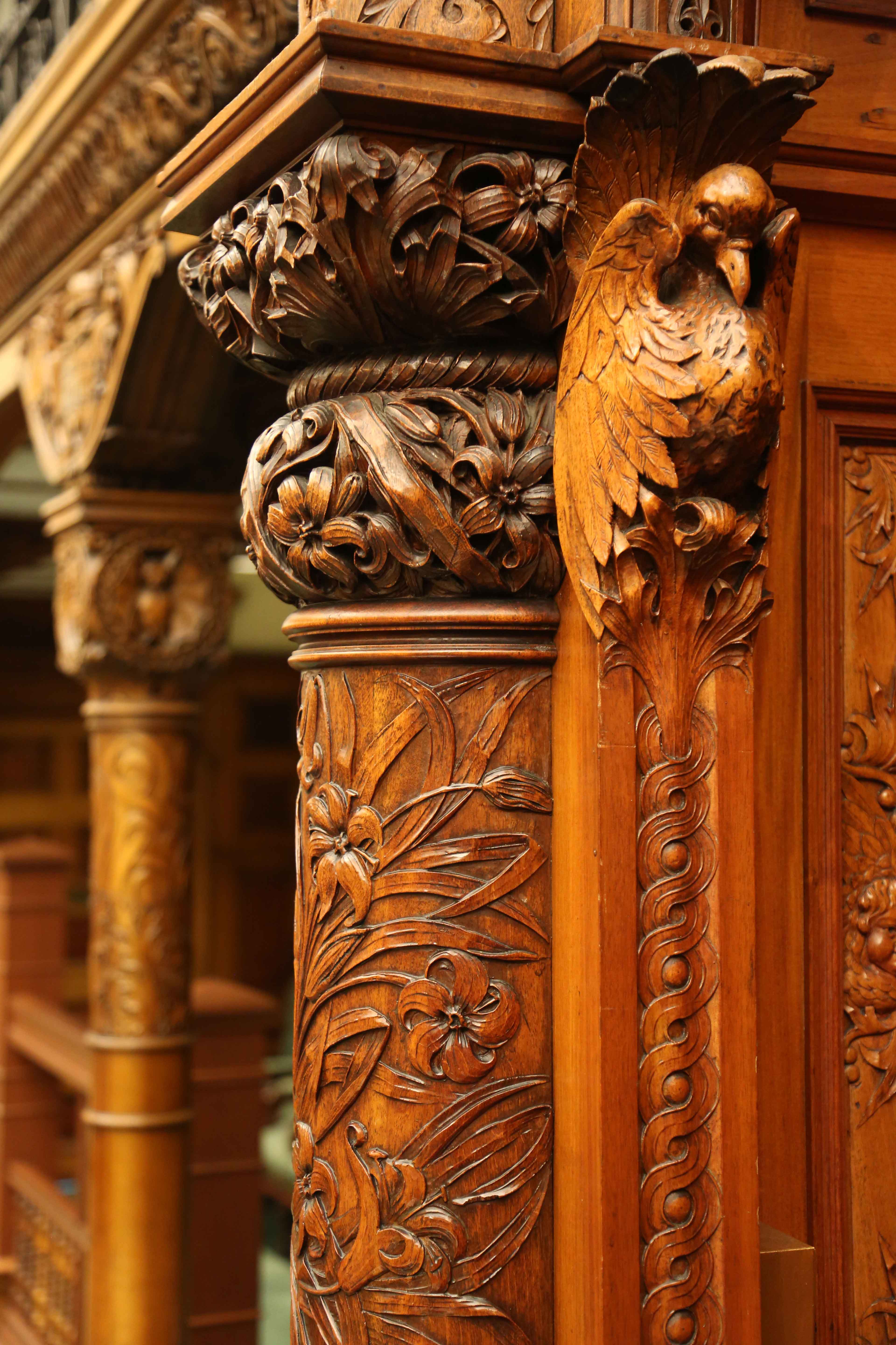 Chamber carving details