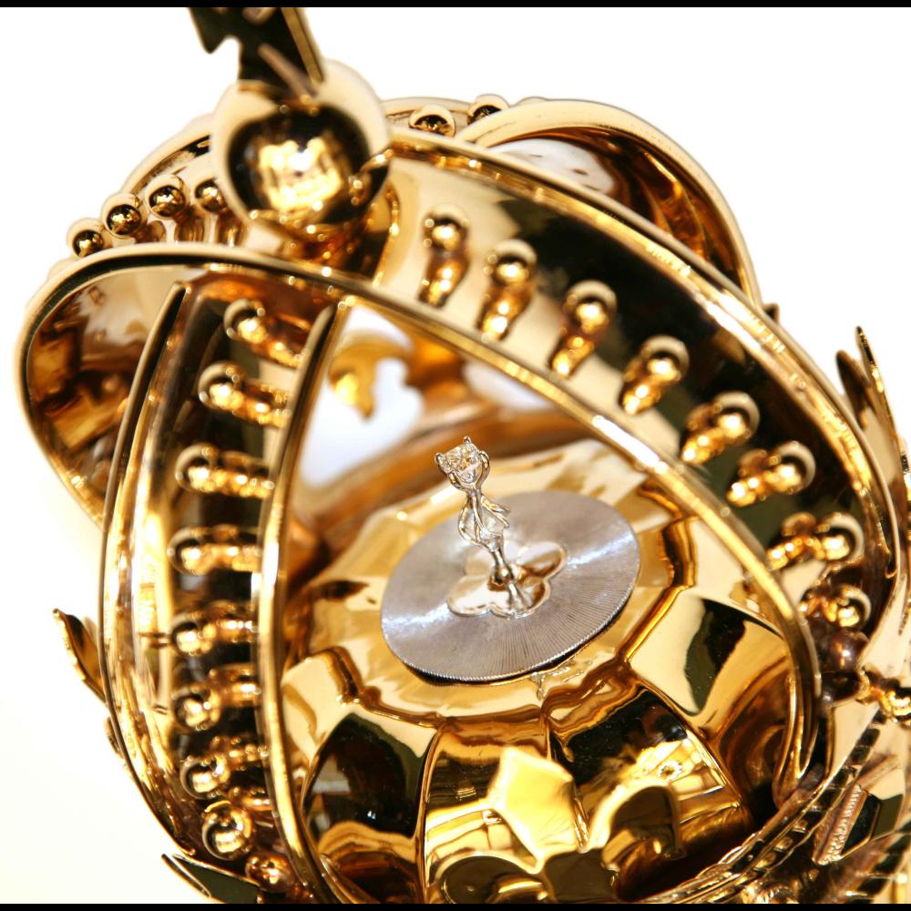 Close-up view of the diamond in the centre of the Legislative Mace.