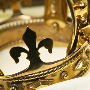 The Mace Crown.