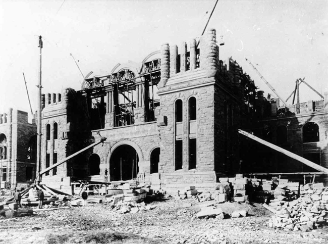 Construction of the centre block of the Legislative Building, 1889.