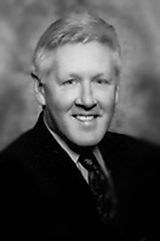 A headshot of Bob K. Rae