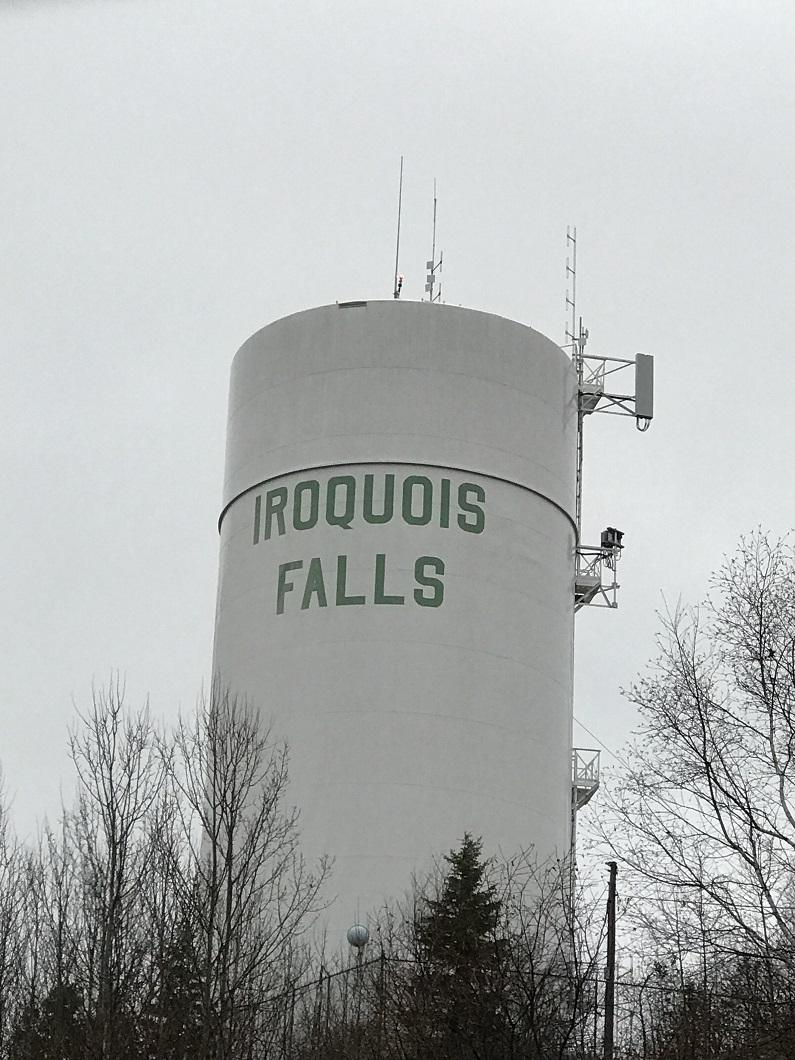 Picture of a watertower in Iroquois Falls, Ontario