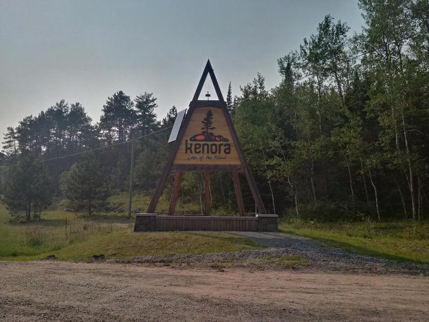 Photo du panneau de Kenora, en Ontario