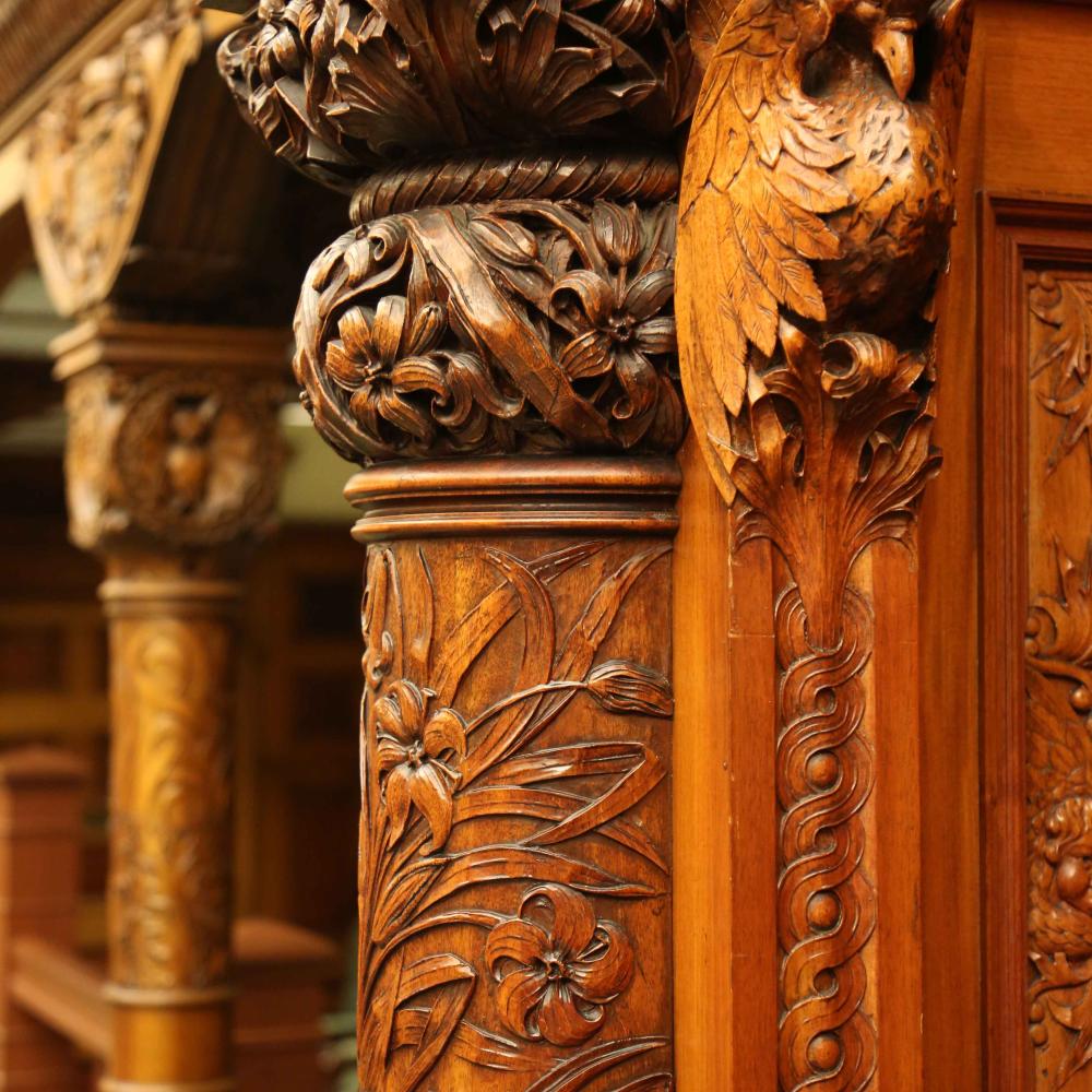 Chamber carving details