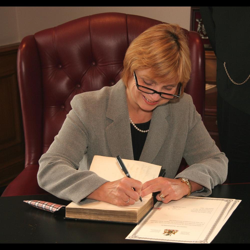 Picture of Legislative Assembly Clerk Deborah Deller