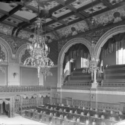 La Chambre de l’Assemblée législative en 1893, l’année d’ouverture de l’édifice législatif.